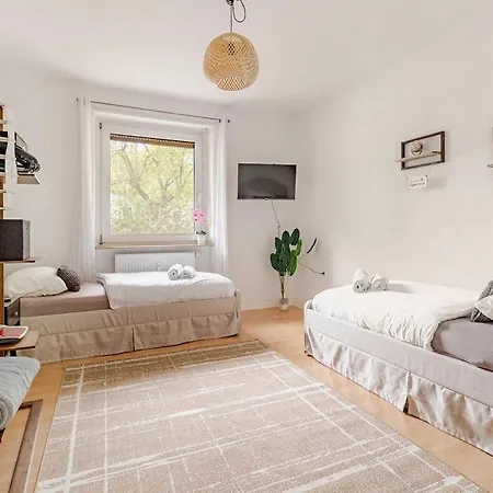 Apartment Ausgestattete 2 Mit Parkplatz *